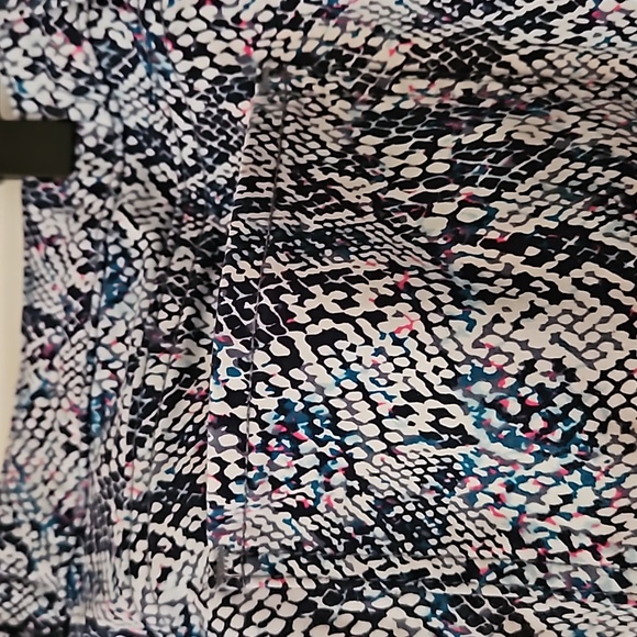 NYDJ Sheri Slim Blue Snake Print Pants - Picture 6 of 9